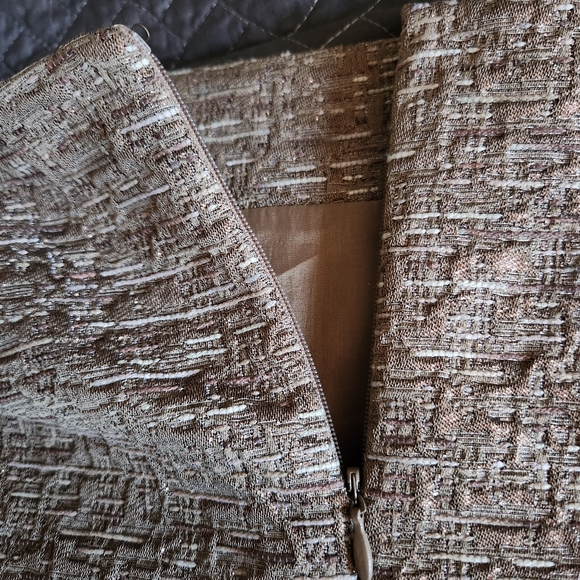 MICHAEL MICHAEL KORS Taupe/ Metallic Gold Mini Textured Skirt Size Petite 8 - Picture 12 of 16